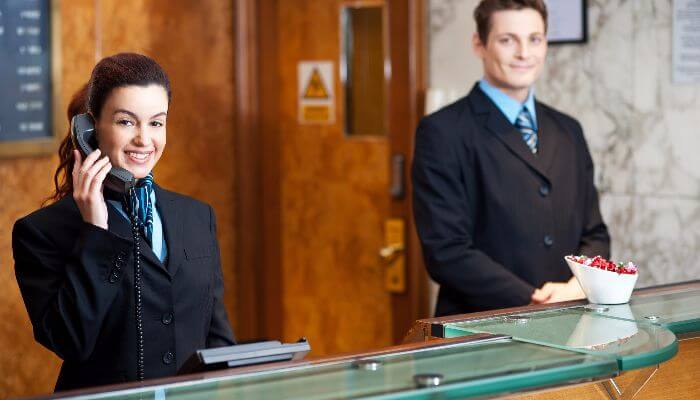 Hotel receptionist jobs in poole